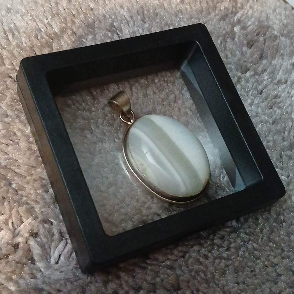 Sterling Silver Plated White and Cream Oval Stone Pendant